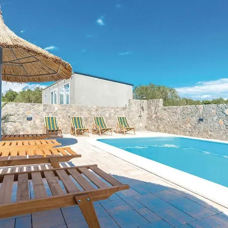 Two-bedroom Holiday In Сasa de vacaciones *