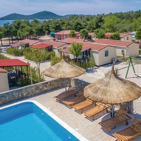 Сasa de vacaciones Two-bedroom Holiday In *